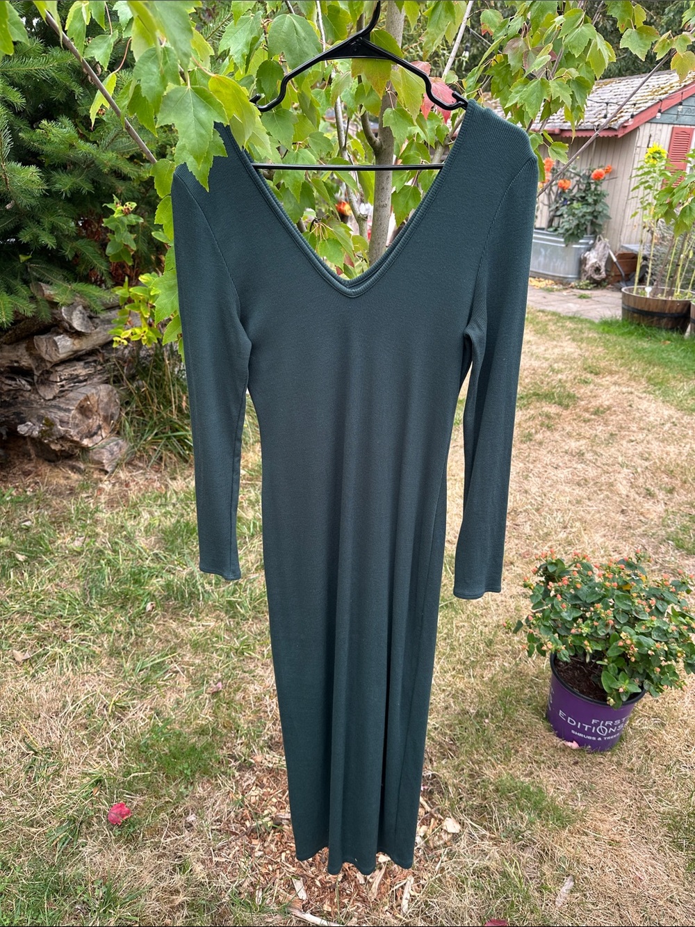Marine Layer Lexi Rib Long Sleeve V-Neck Maxi Dress in Dark Green